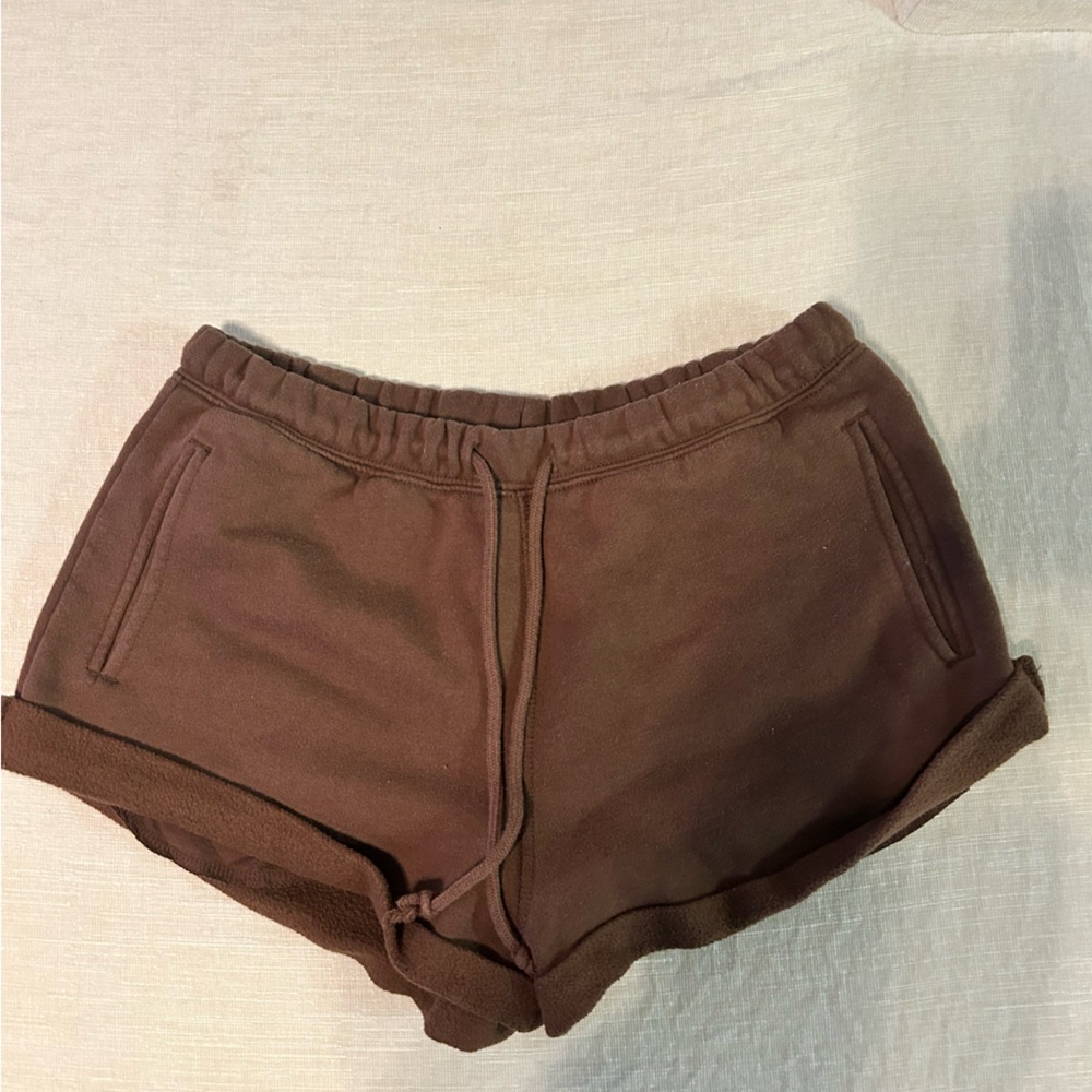 brown pacsun sweatshorts